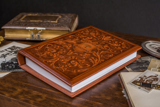 Книга для записів "Шляхта" в шкірі ручної роботи коричнева