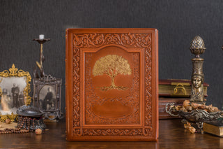 Книга для записів "Родинне дерево" в шкірі ручної роботи коричнева