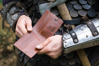 Шкіряний гаманець ручної роботи "Валькнут" коричневий
